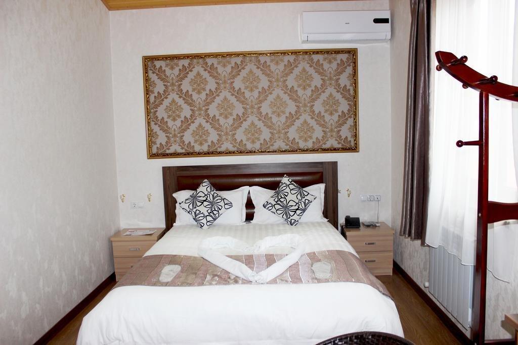 Hotel Garden House Tbilisi Ngoại thất bức ảnh